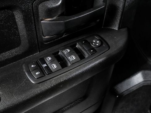 Used 2018 RAM 3500 Tradesman w/ Chrome Appearance Group AWD/4WD image 32