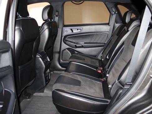 Used 2019 Ford Edge ST w/ Cold Weather Package image 52