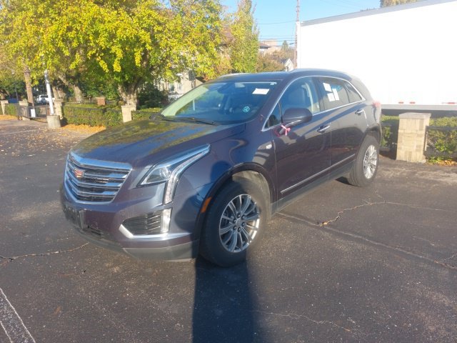 Used 2018 Cadillac XT5 Luxury w/ Driver Awareness Package AWD/4WD image 4