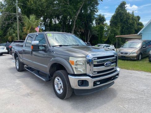 Used 2011 Ford F250 XLT w/ XLT Premium Pkg AWD/4WD image 5