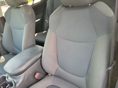 Used 2023 Toyota RAV4 LE FWD image 7