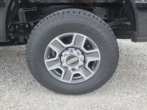New 2026 Ford F250 Lariat w/ FX4 Off-Road Package AWD/4WD image 5