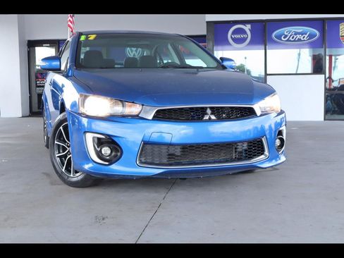 Used 2017 Mitsubishi Lancer ES FWD image 1