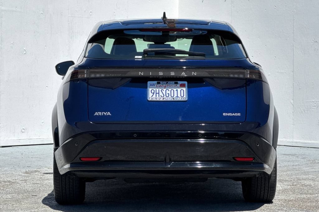 Used 2023 Nissan Ariya FWD image 4