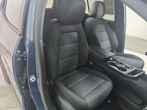 Used 2026 Chevrolet Equinox LT AWD/4WD image 28