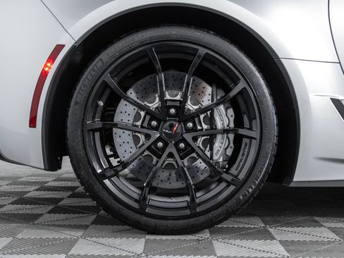 Used 2018 Chevrolet Corvette Grand Sport w/ Z07 Performance Package RWD image 39