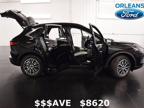 New 2024 Ford Escape SE w/ PHEV Premium Package image 33
