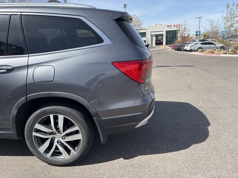 Used 2016 Honda Pilot Elite image 9