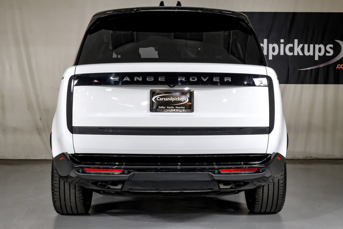 Used 2024 Land Rover Range Rover SE AWD/4WD image 9