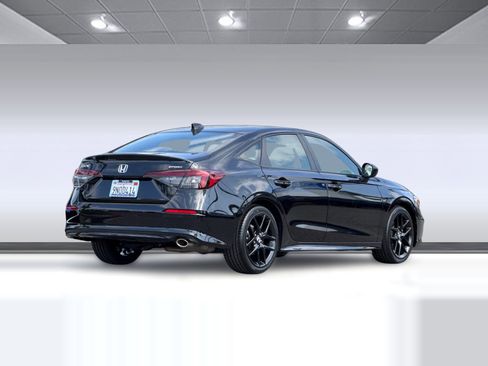 Used 2025 Honda Civic Sport image 8