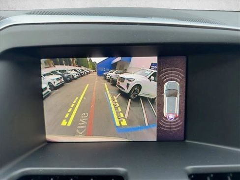 Used 2017 Volvo XC60 T5 Inscription w/ Advanced Package image 14