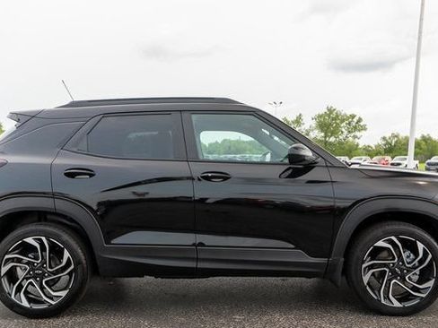 Used 2026 Chevrolet TrailBlazer RS w/ Convenience Package AWD/4WD image 4