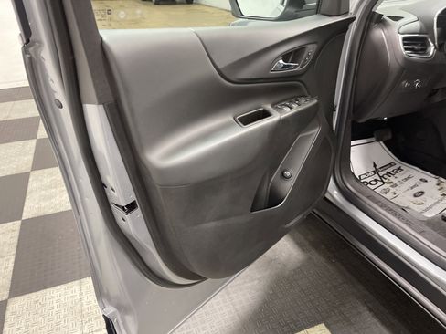 Used 2024 Chevrolet Equinox LT w/ LPO, Floor Liner Package image 10