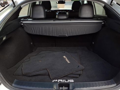 Certified 2019 Toyota Prius XLE image 21