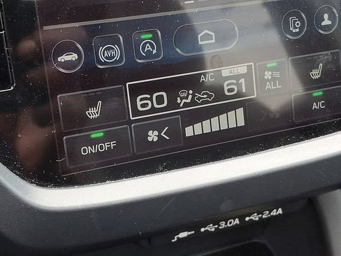 Certified 2025 Subaru Forester Premium AWD/4WD image 19