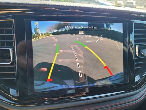 Used 2025 Dodge Durango GT image 20