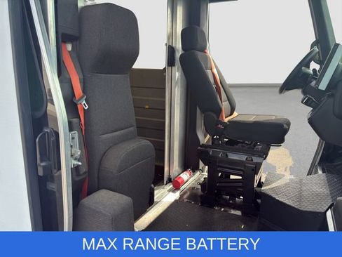 Used 2023 Chevrolet Brightdrop 600 w/ Active Safety Package 2 AWD/4WD image 9