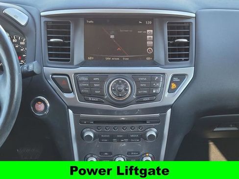 Used 2020 Nissan Pathfinder SL image 14