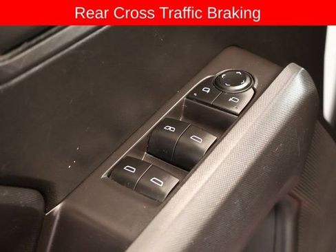 Used 2023 Chevrolet Colorado Trail Boss w/ Technology Package image 19