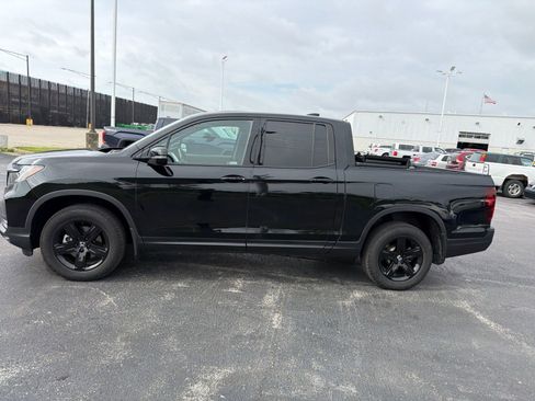 Used 2023 Honda Ridgeline Black Edition image 3