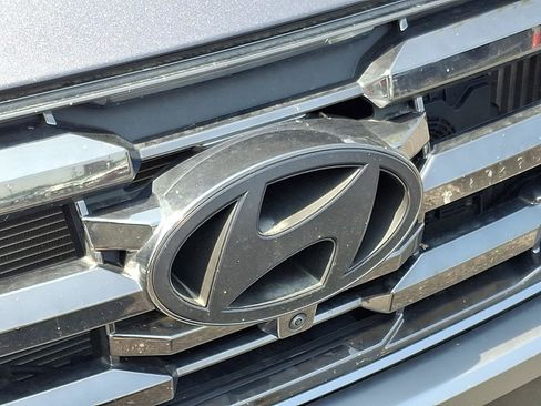 Certified 2025 Hyundai Tucson Limited AWD/4WD image 14