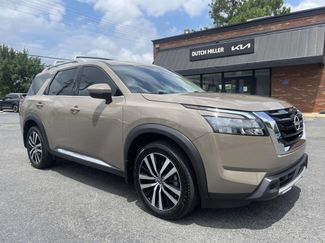 Used 2025 Nissan Pathfinder Platinum w/ Cargo Package AWD/4WD video 1