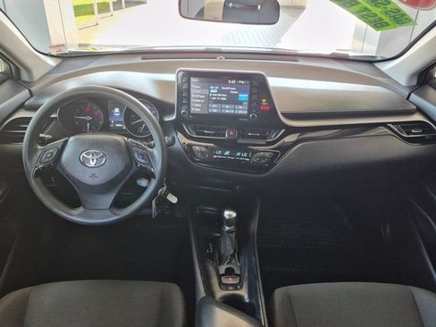 Used 2021 Toyota C-HR LE FWD image 15