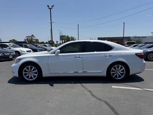 Used 2007 Lexus LS 460 RWD image 6