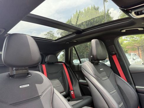 Certified 2025 Mercedes-Benz GLC 43 AMG 4MATIC image 32