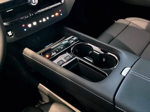 New 2026 Nissan Murano SV image 11