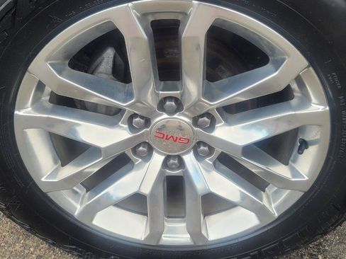 Used 2019 GMC Sierra 1500 SLT w/ SLT Premium Plus Package AWD/4WD image 53