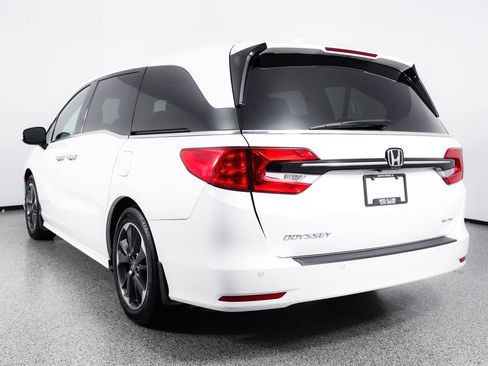 Used 2023 Honda Odyssey Elite image 7