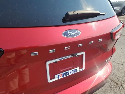 Used 2023 Ford Escape ST-Line AWD/4WD image 30