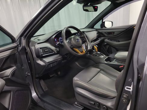 Used 2025 Subaru Outback Wilderness AWD/4WD image 12