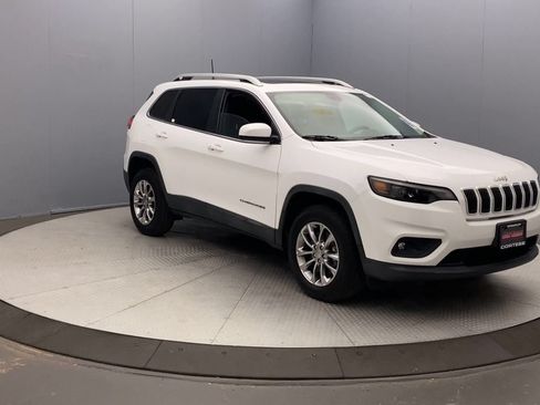 Used 2019 Jeep Cherokee Latitude Plus w/ Comfort/Convenience Group AWD/4WD image 7
