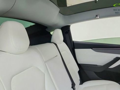 Used 2026 Tesla Model Y Long Range RWD image 24