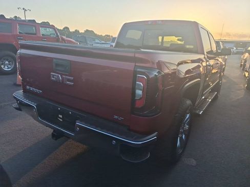 Used 2018 GMC Sierra 1500 SLT AWD/4WD image 2