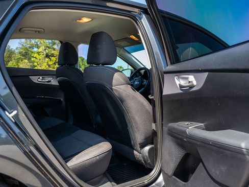 Used 2024 Kia Forte LX image 14