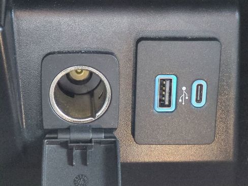 Used 2021 Ford Explorer ST w/ Equipment Group 401A image 23