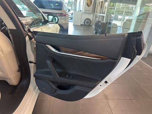 Used 2020 Maserati Ghibli S Q4 image 18