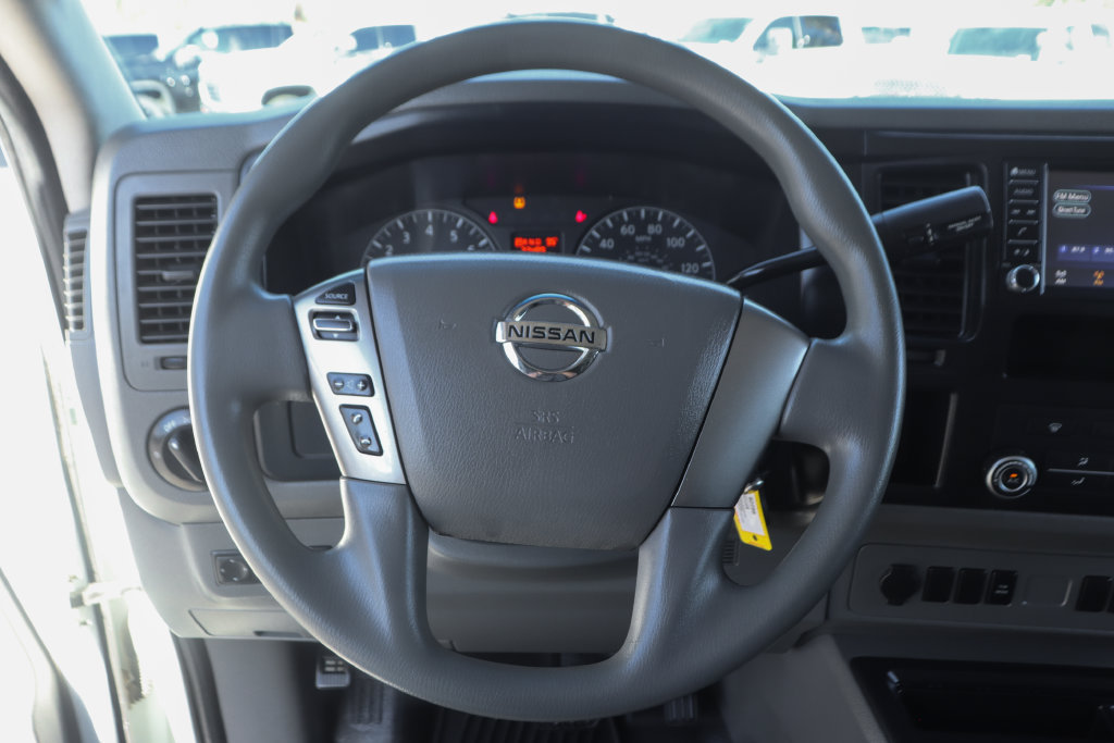 Used 2020 Nissan NV 3500 S RWD image 21