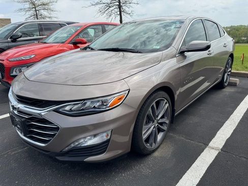 Used 2022 Chevrolet Malibu Premier image 3