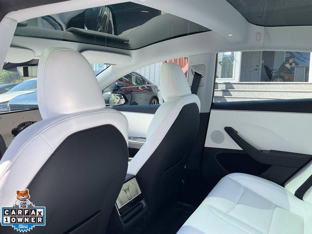Used 2024 Tesla Model 3 Long Range RWD image 32