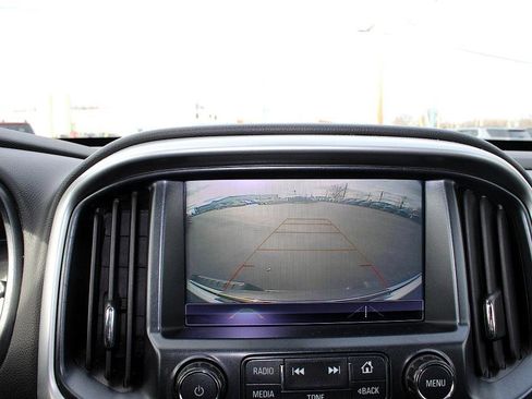 Used 2018 Chevrolet Colorado ZR2 w/ ZR2 Dusk Special Edition image 23