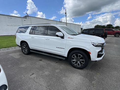 Used 2021 Chevrolet Suburban Z71 w/ Rear Media and Nav Package AWD/4WD image 2