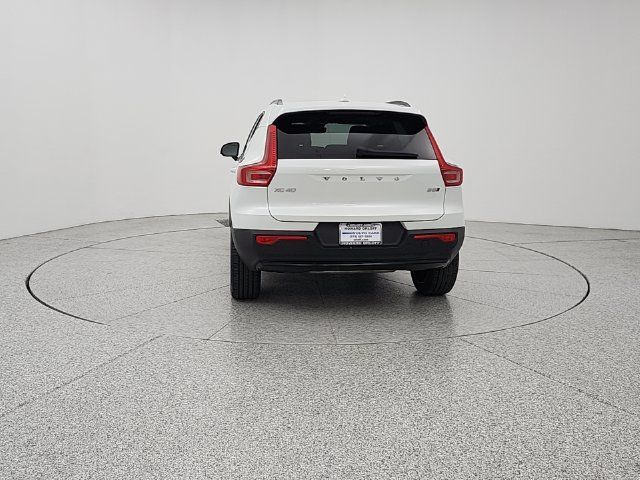 Used 2023 Volvo XC40 B5 Ultimate w/ Climate Package AWD/4WD image 6