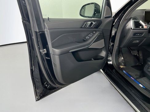 Used 2026 BMW X5 xDrive40i w/ Premium Package AWD/4WD image 16