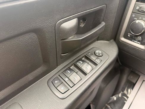 Used 2018 RAM 1500 Tradesman AWD/4WD image 14