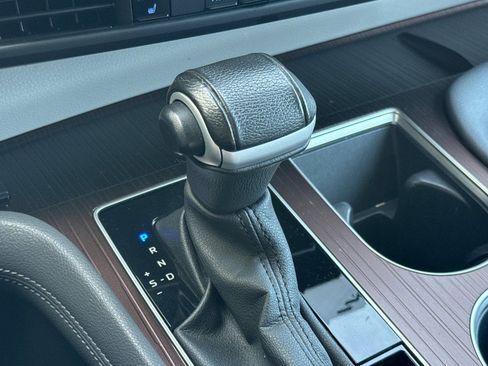 Certified 2023 Toyota Sienna XLE image 30