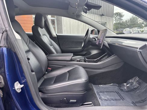 Used 2019 Tesla Model 3 Standard Range Plus RWD image 16